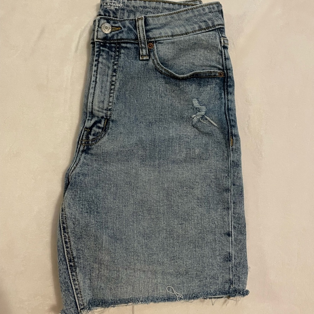 Women’s High Rise Denim Shorts - Picture 3 of 5